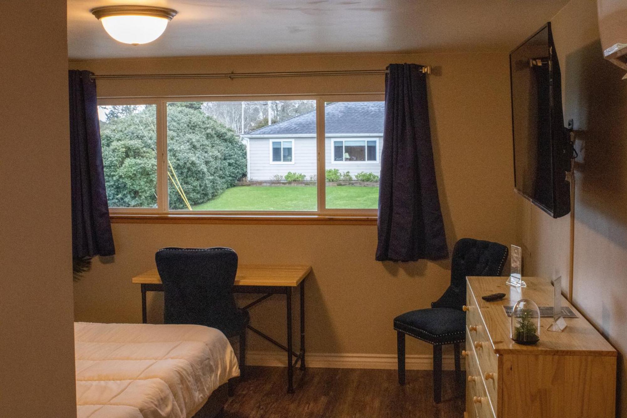 Private Home - Playground, Jumping Mat, Bbq, Darts, Firepit, Gazebo, 4 Smart Tvs, White Cotton Bedding, - The Redwood Cul-De Sac Beach Retreat Crescent City Exteriör bild